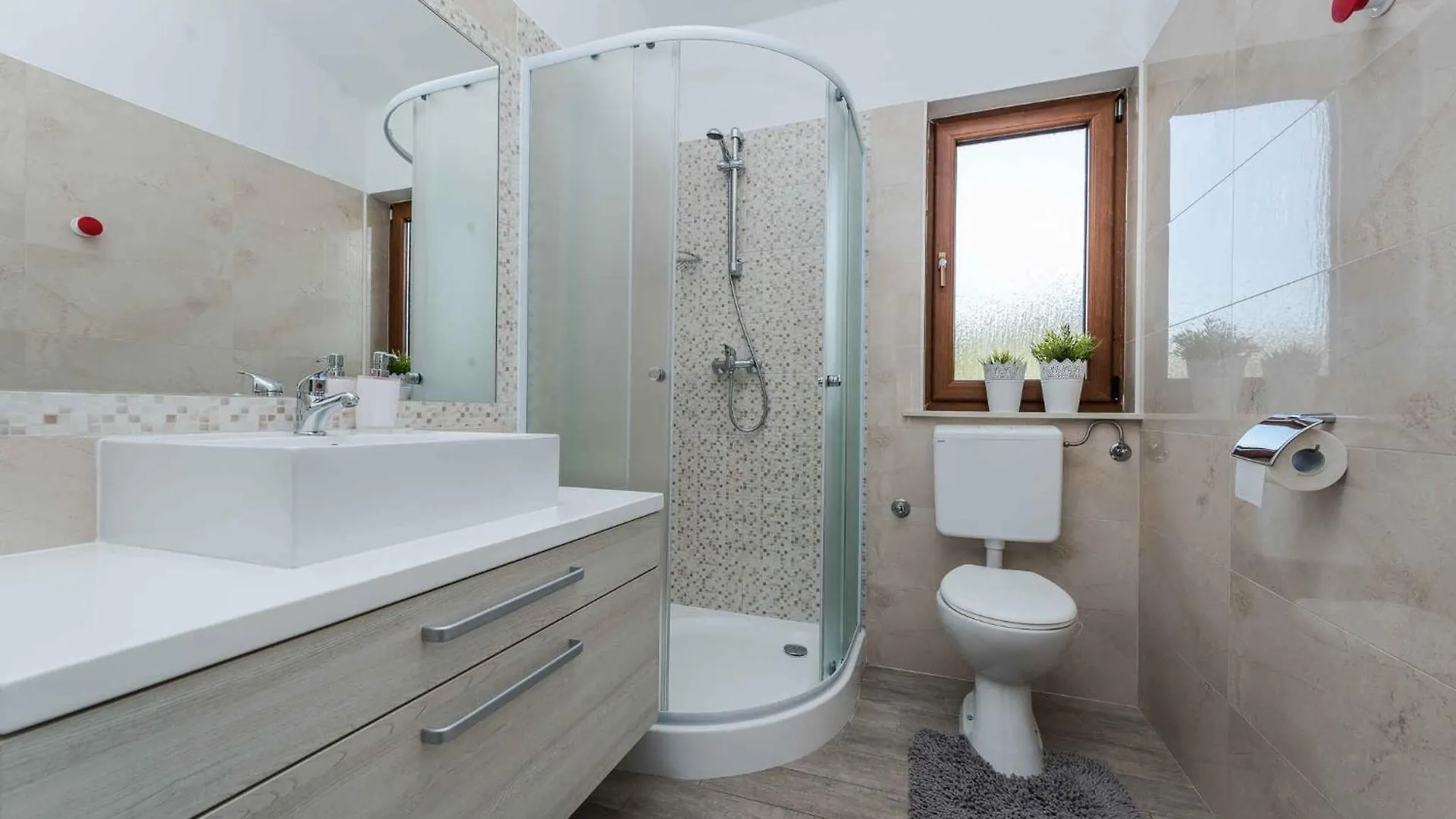 Holiday Home In Jasenice 31210